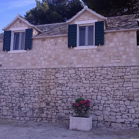 House Ana Pucisca